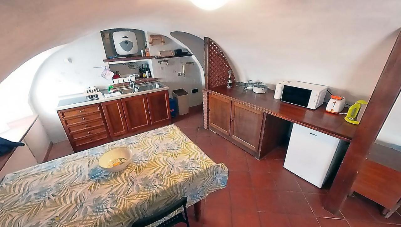 Portobello'S - Work Is Vacation Albissola Marina Εξωτερικό φωτογραφία